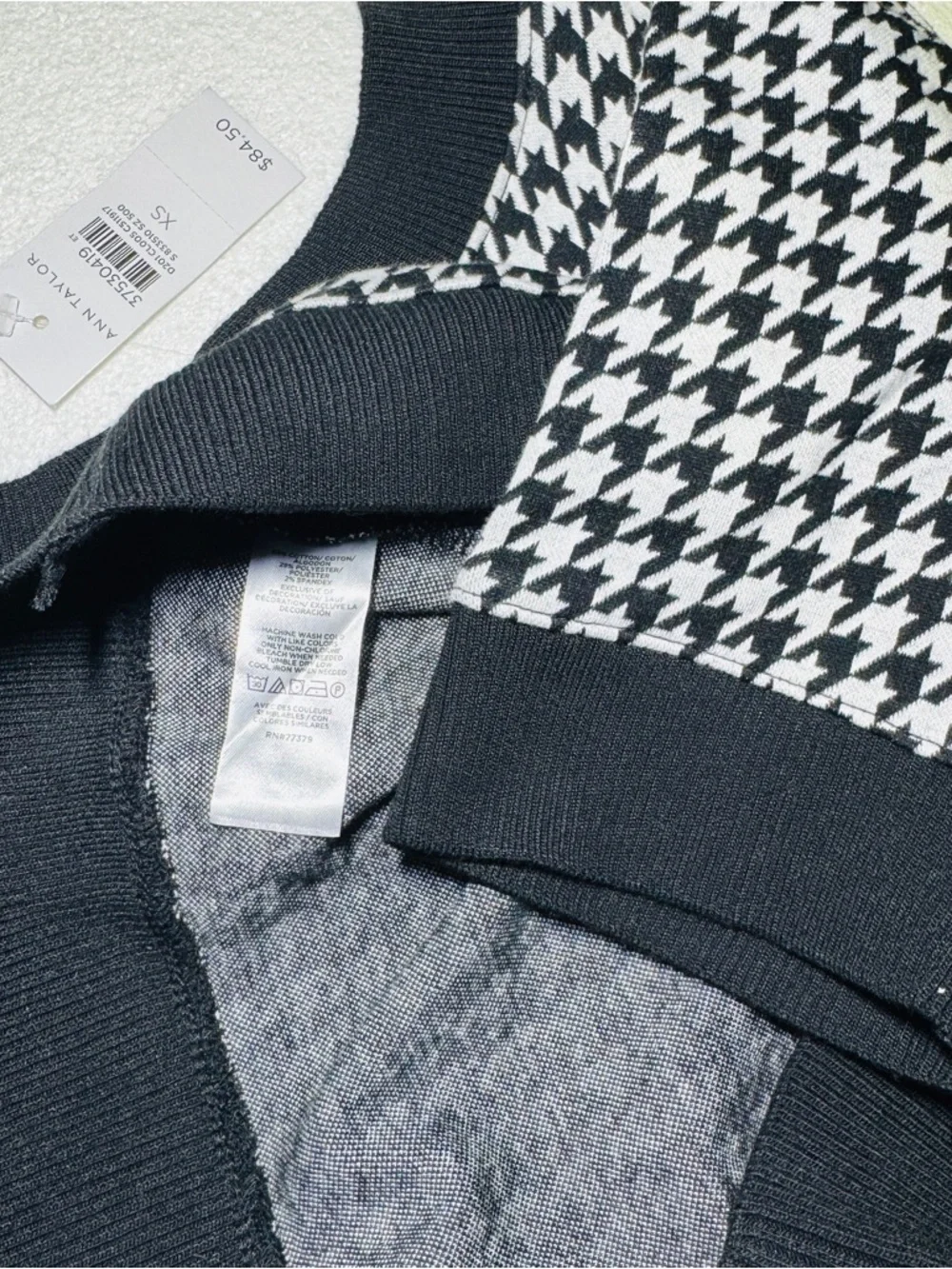 Ann Taylor Black & White Houndstooth Crewneck Sweater. Faux Pocket NWT - Picture 4 of 5